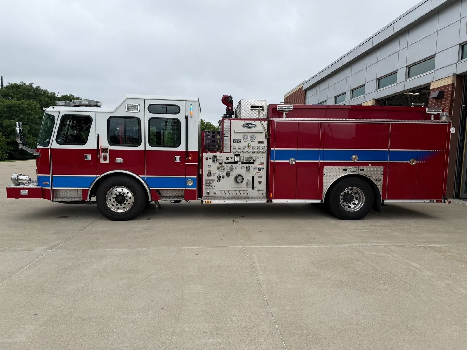 2015 E-One Typhoon-1