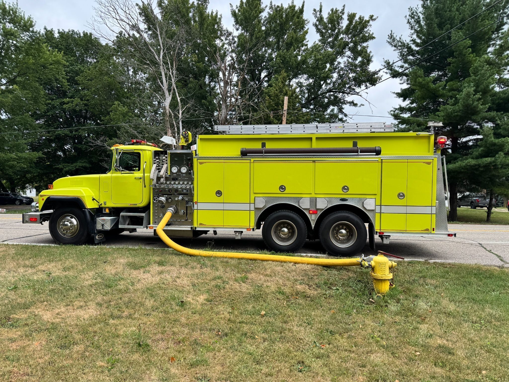 1996 Mack RD688S-1