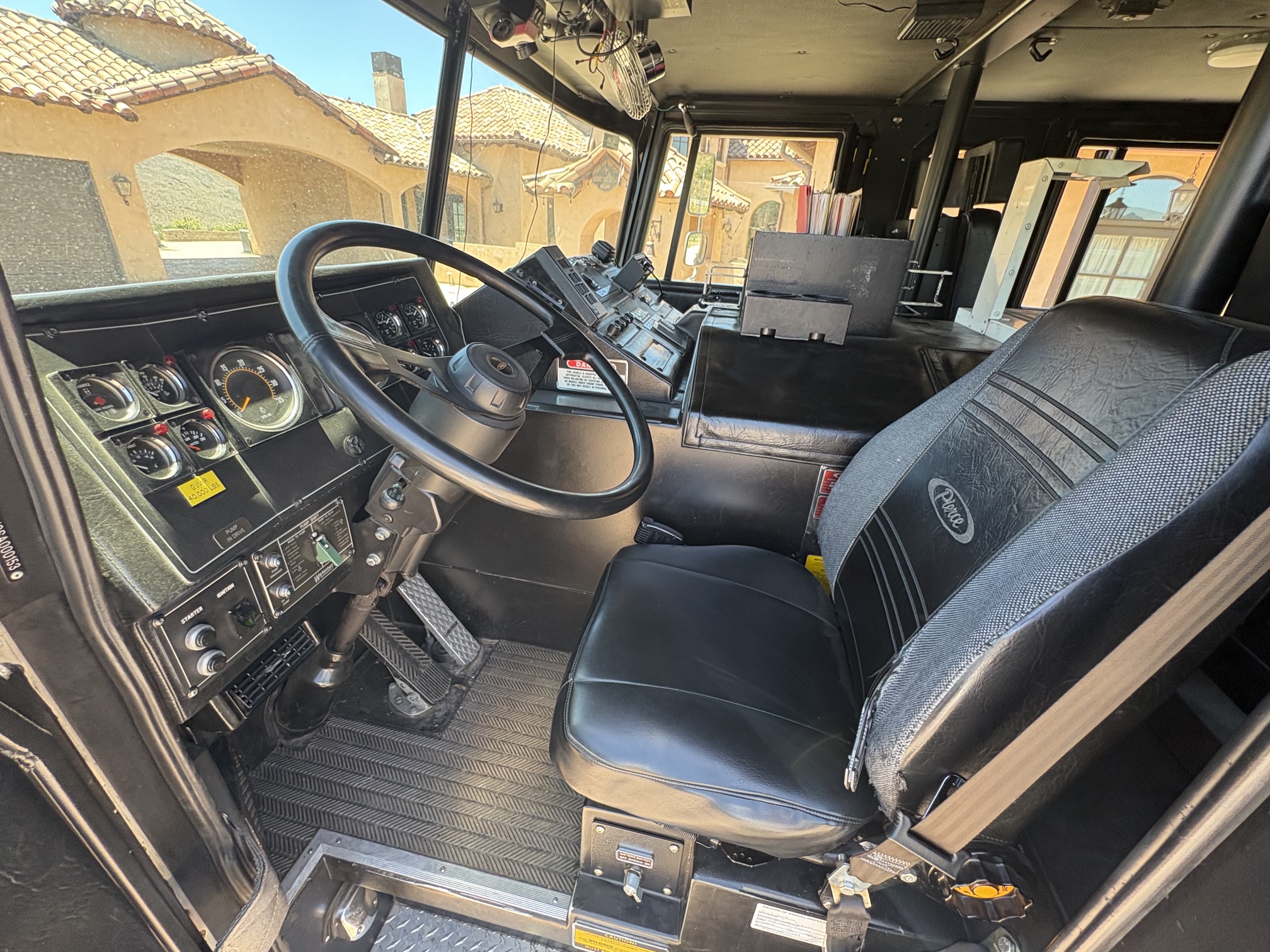 1995 Pierce Saber-7