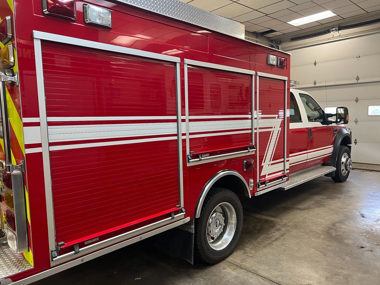 2009 Ford F-550 4x4 Super Duty-1