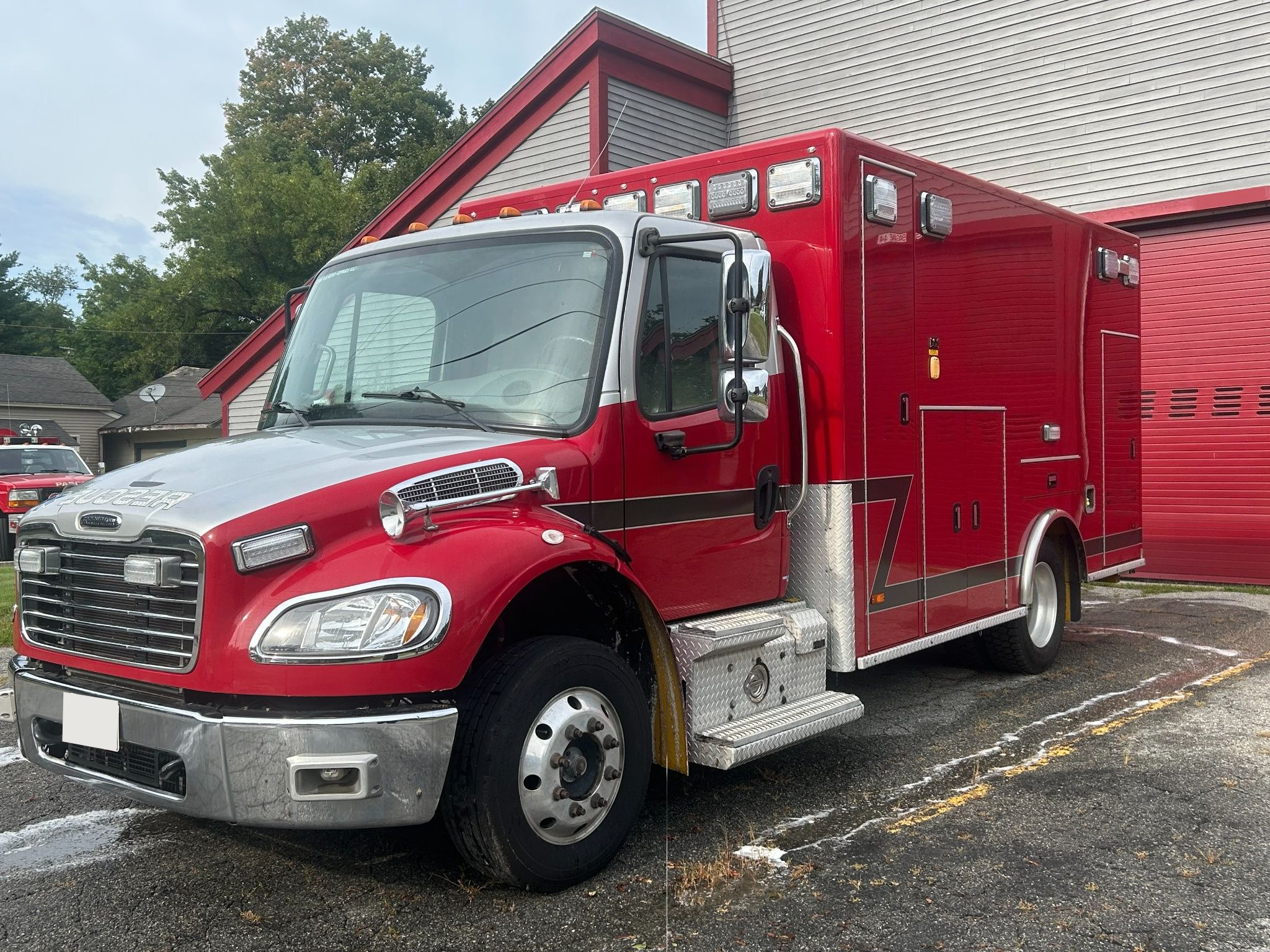 2016 Freightliner M2 106-2