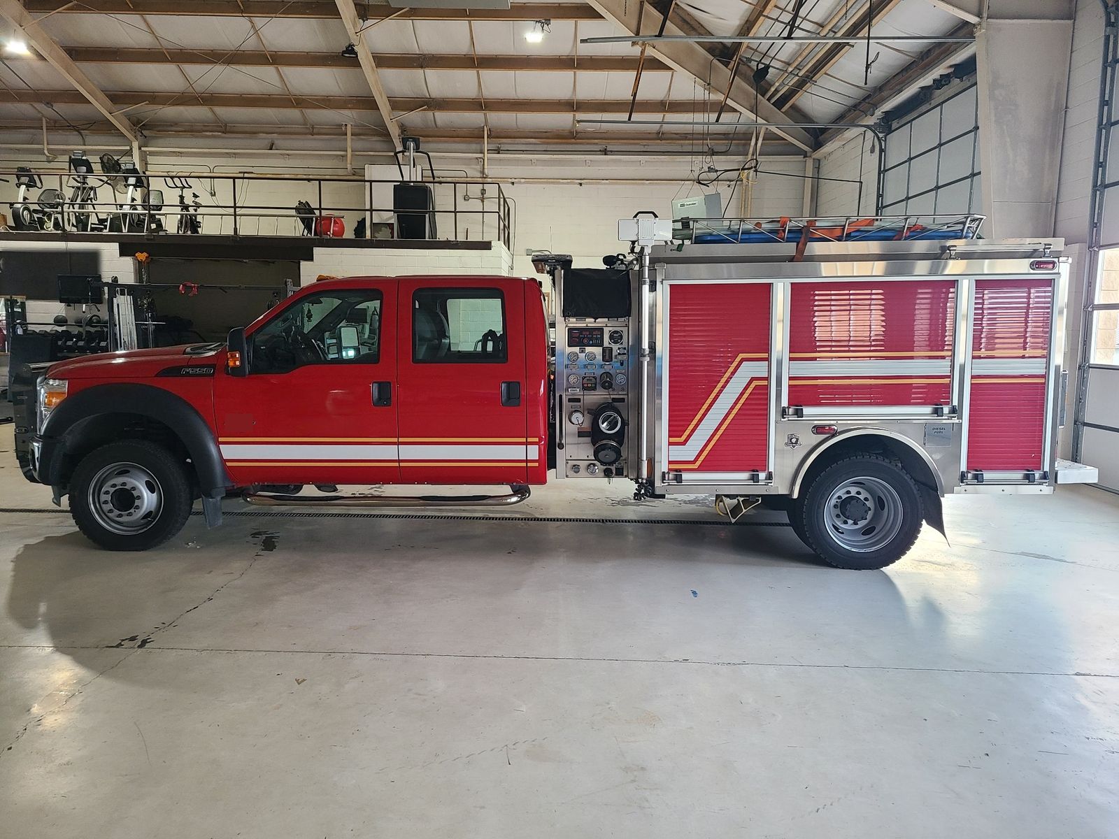 2013 Ford F-550 4X4-1