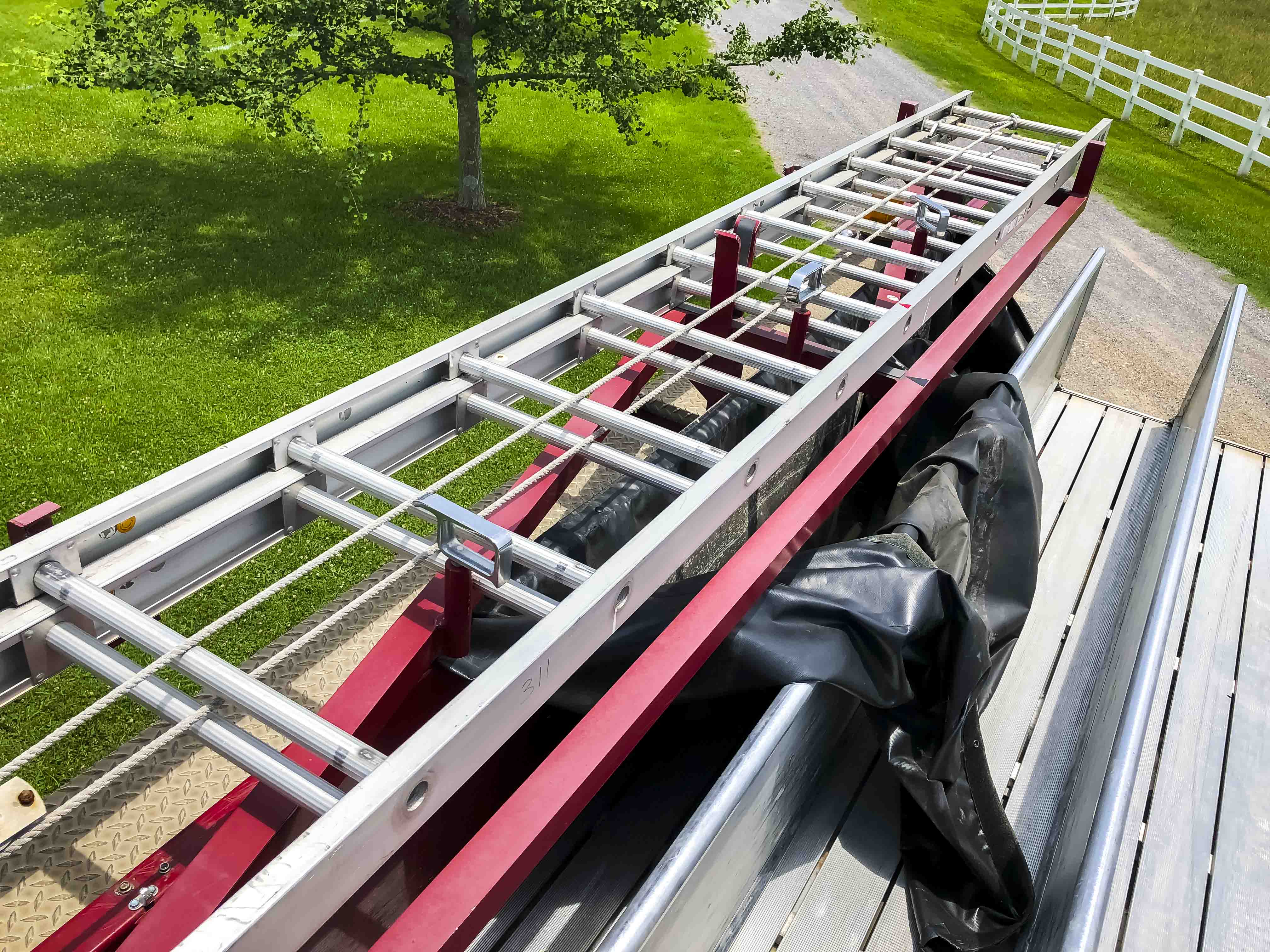 Carousel Thumbnail Image 9