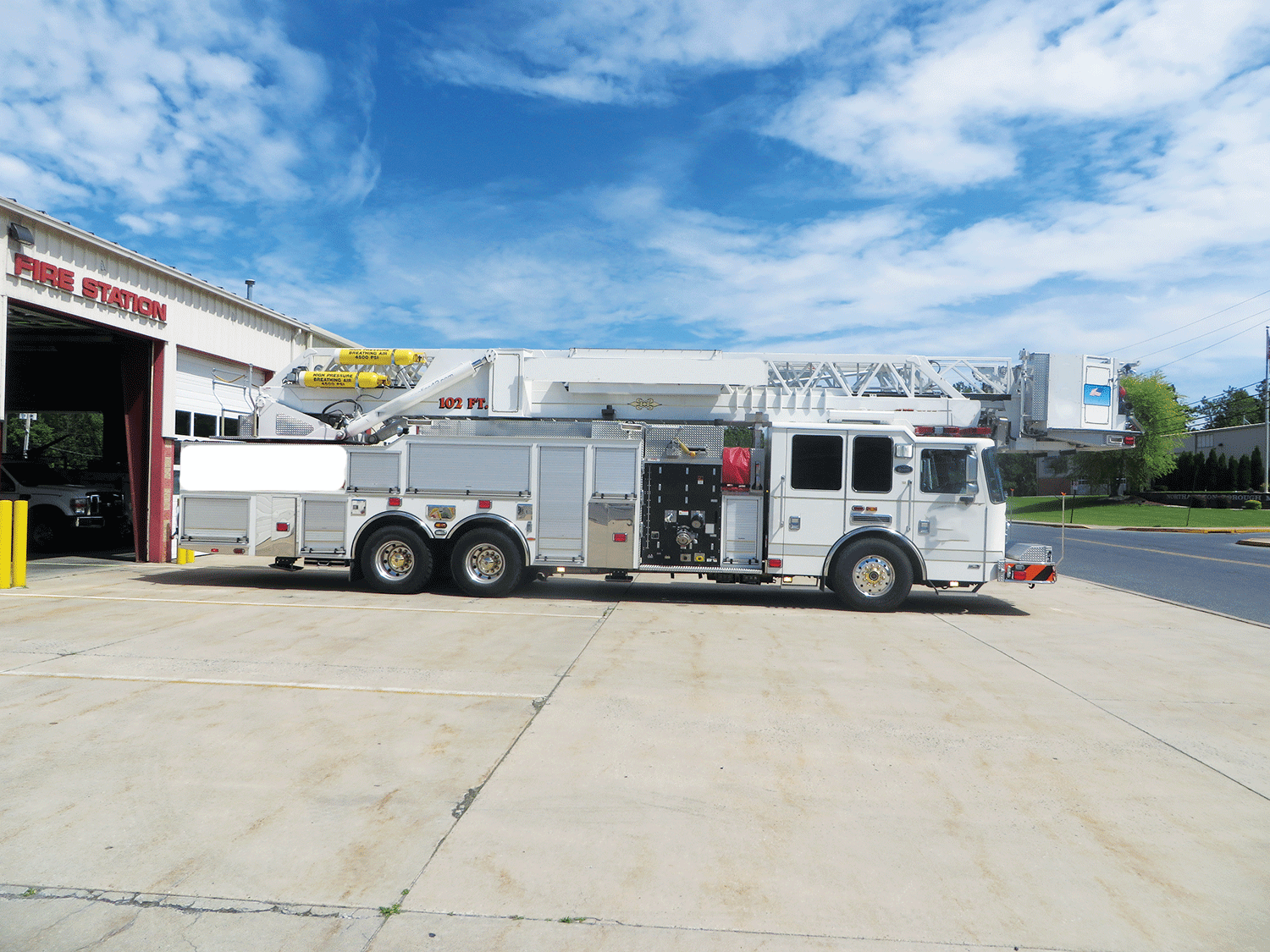Carousel Thumbnail Image 4