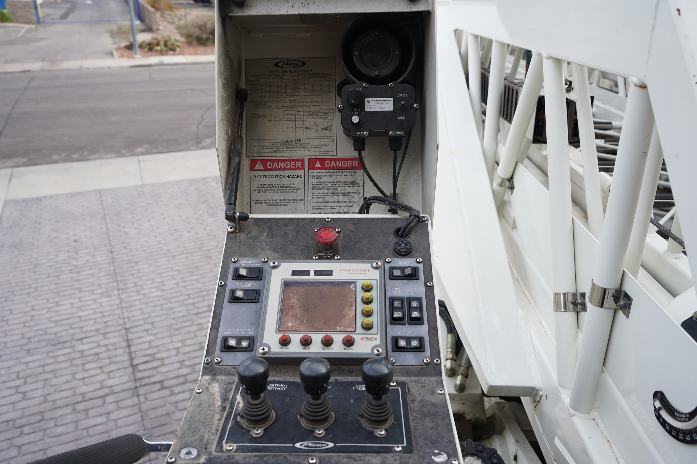 Carousel Thumbnail Image 76