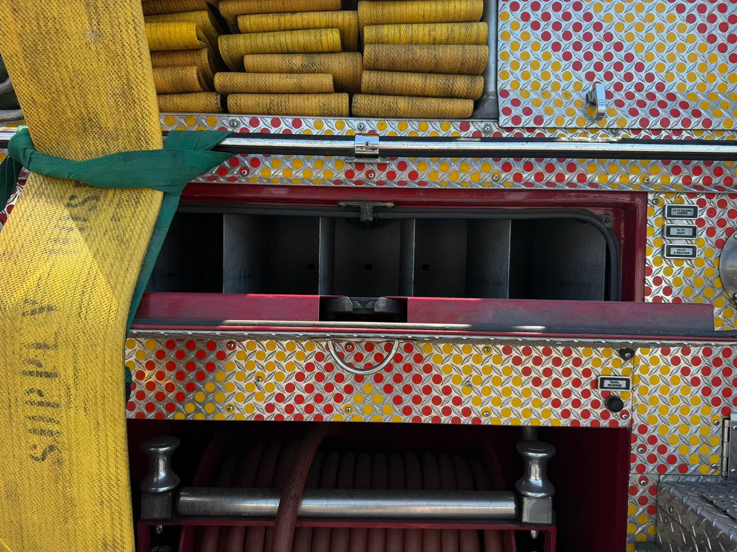 Carousel Thumbnail Image 59