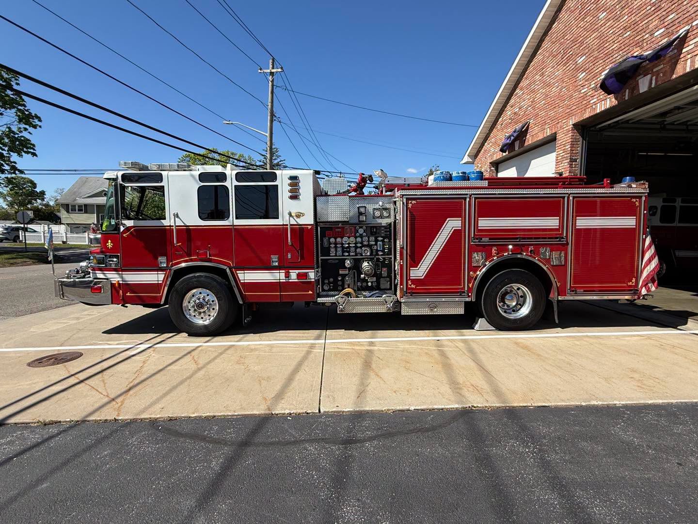 Carousel Thumbnail Image 81
