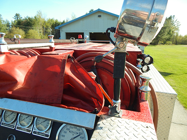 Carousel Thumbnail Image 4