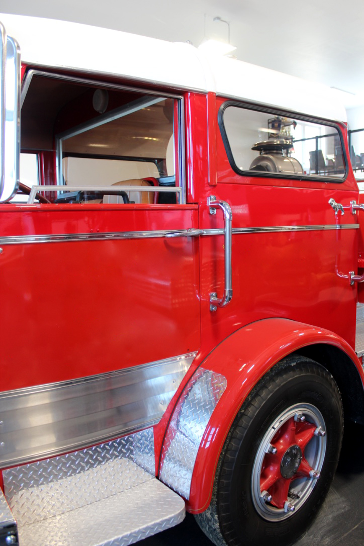 Carousel Thumbnail Image 33