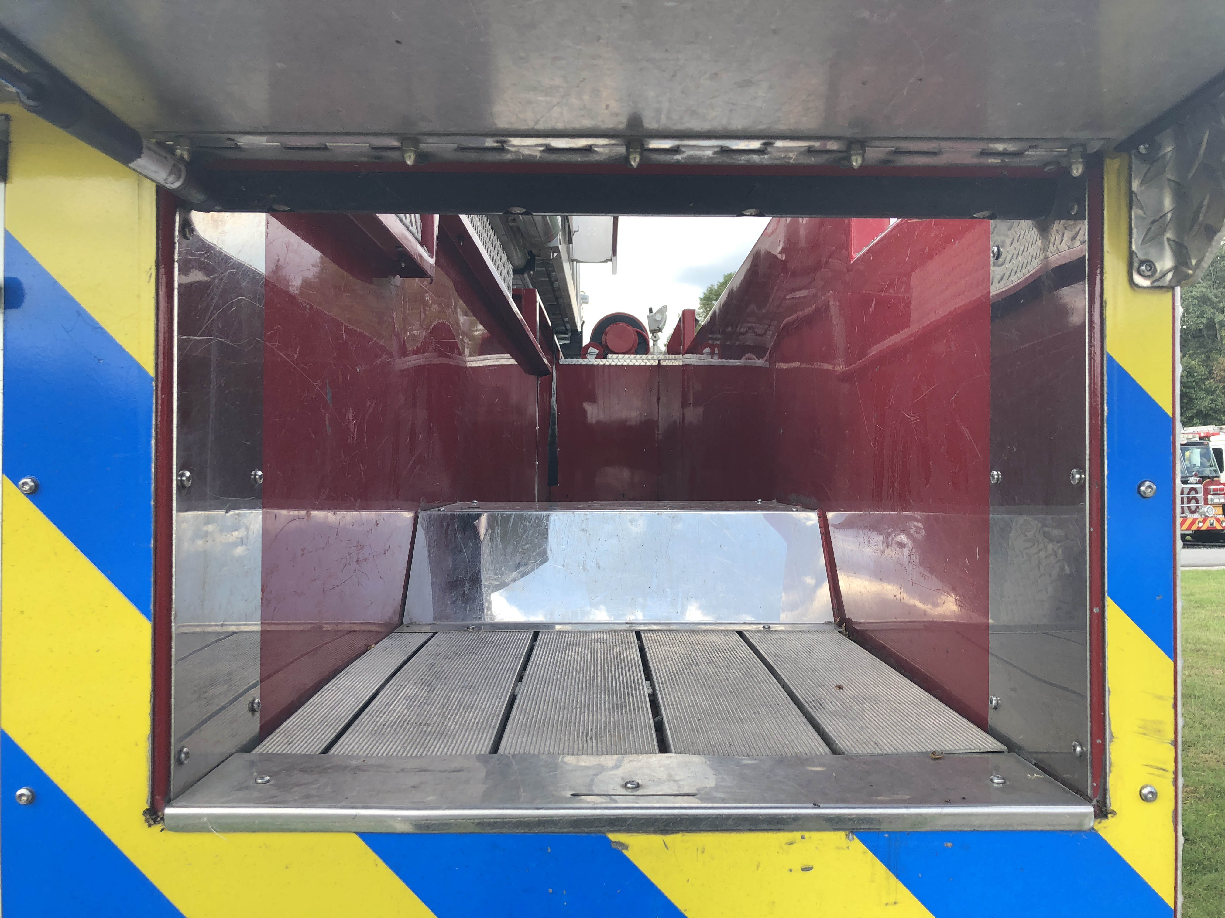 Carousel Thumbnail Image 8