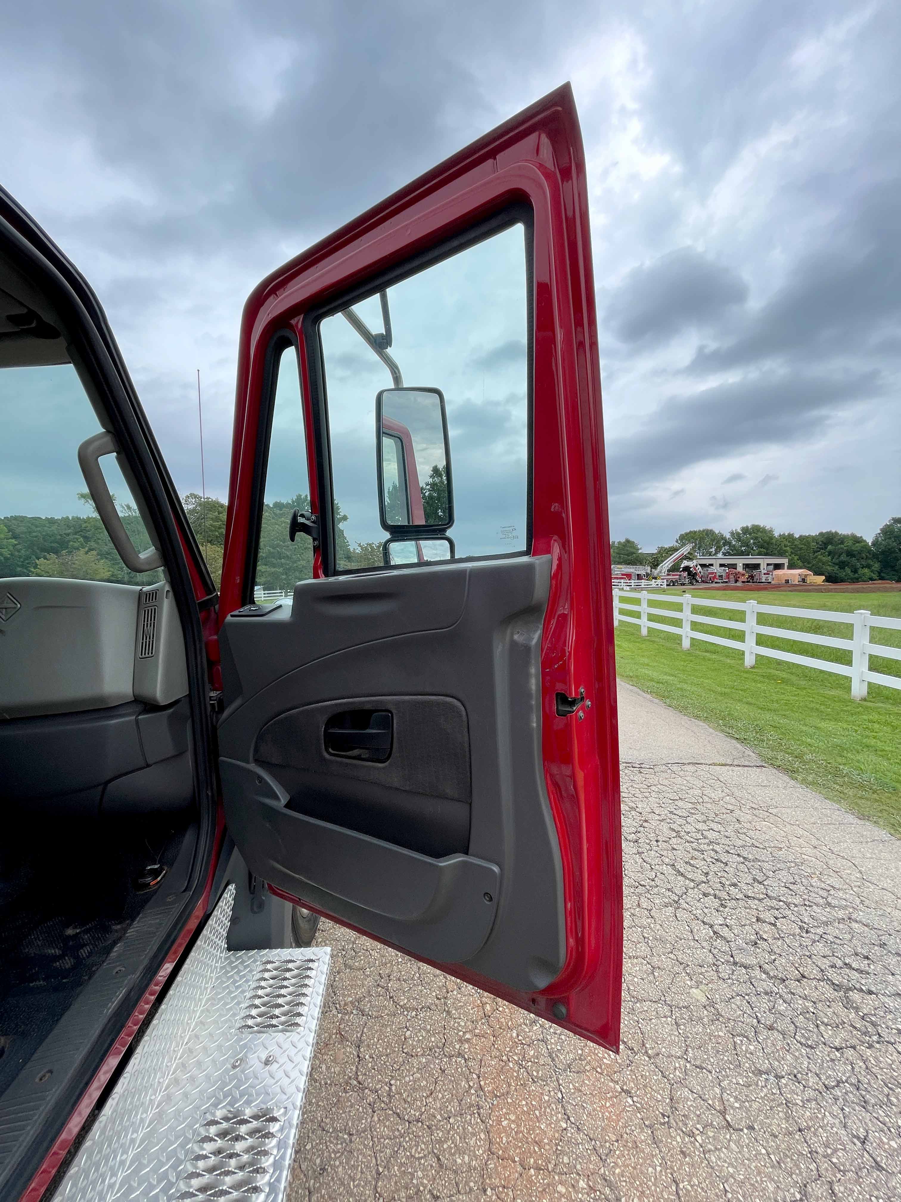 Carousel Thumbnail Image 38