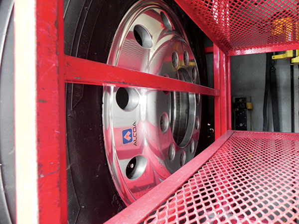 Carousel Thumbnail Image 18