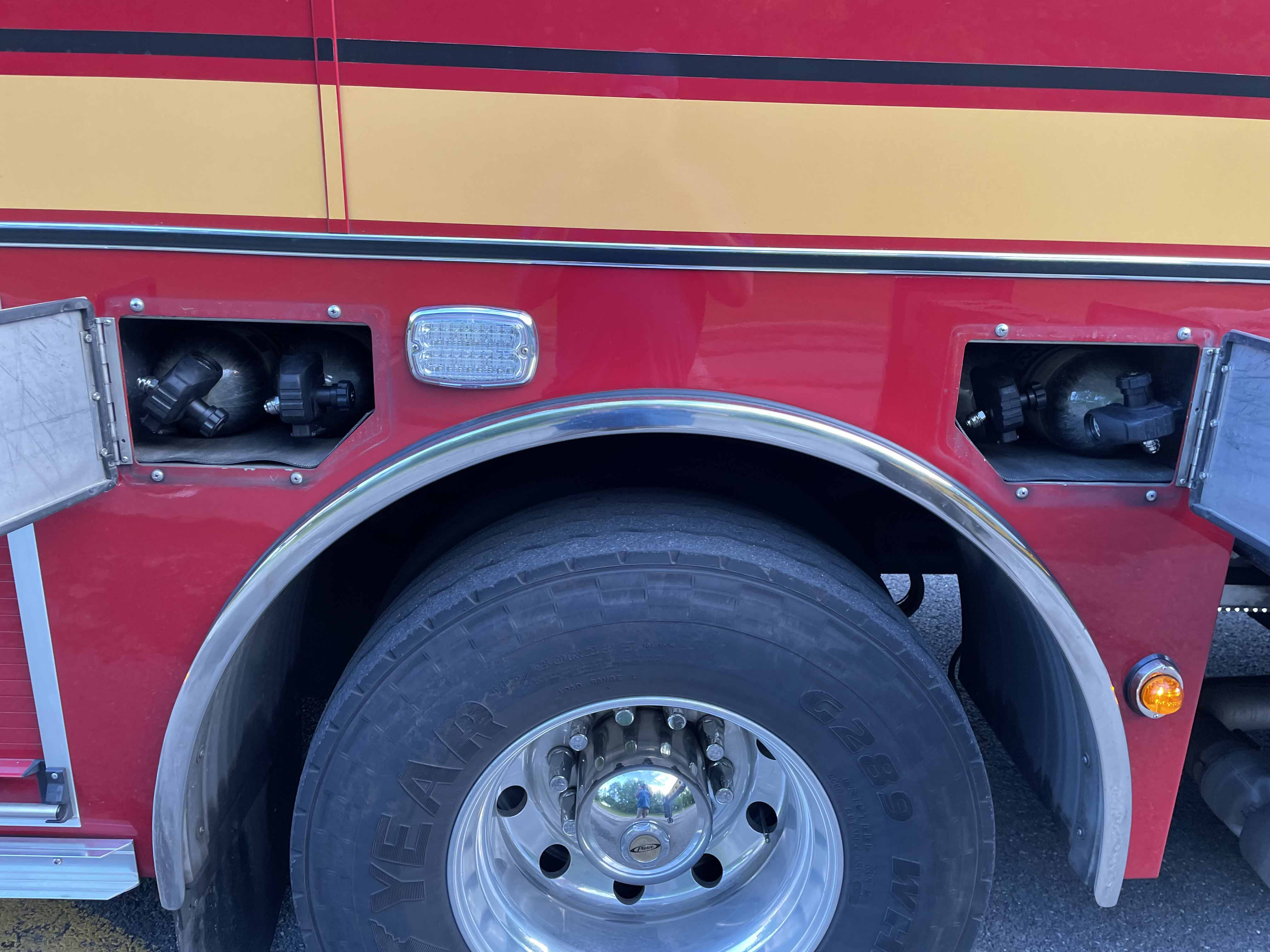 Carousel Thumbnail Image 11