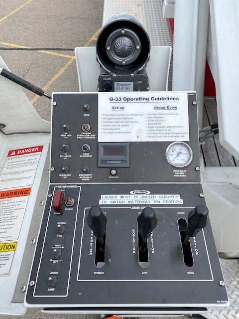 Carousel Thumbnail Image 3