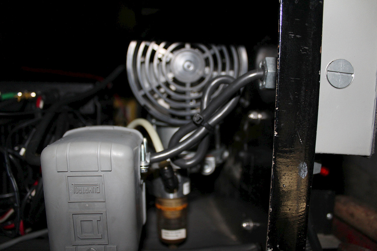 Carousel Thumbnail Image 21