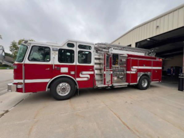 2001 E-One 50' Quint