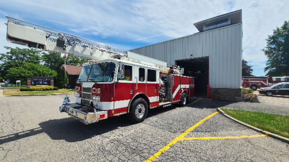 2004 Pierce Saber
