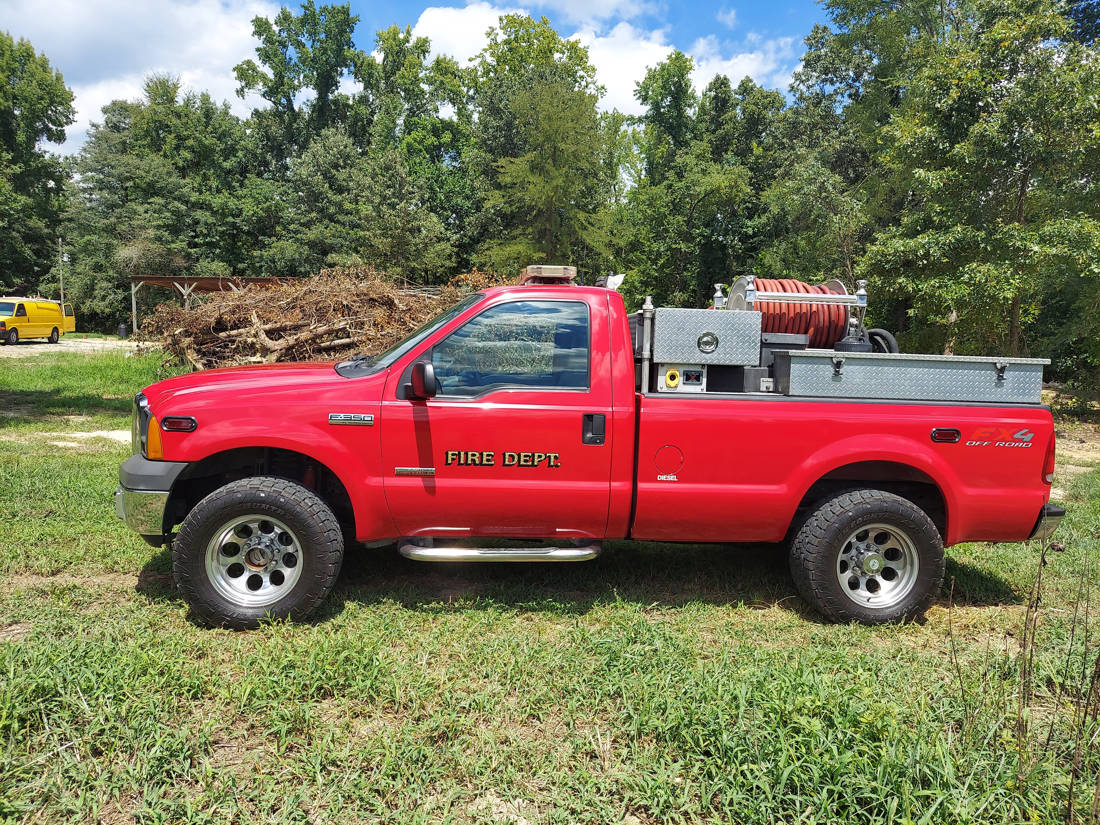 2005 Ford F-350 4x4 Brush Truck