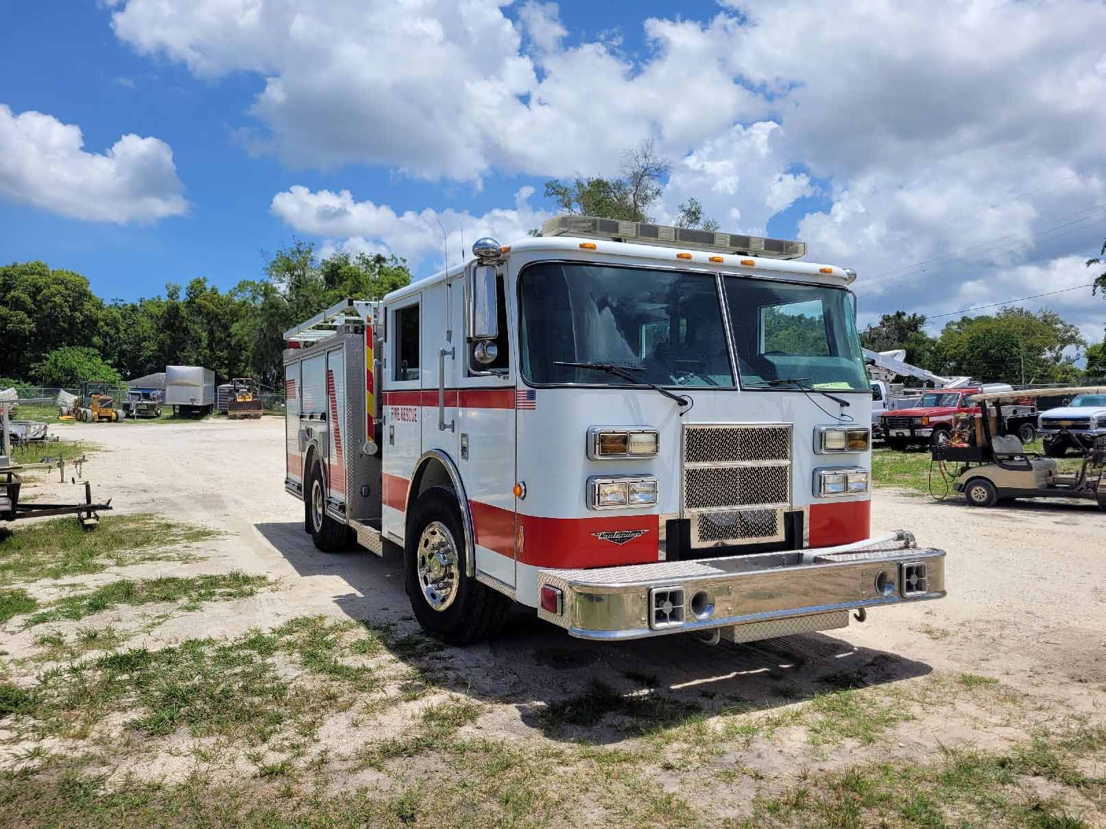 2007 Pierce Contender Pumper