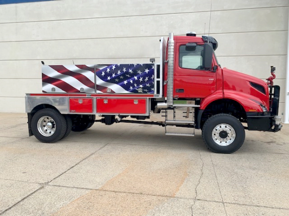 2020 Volvo VNR 4x4