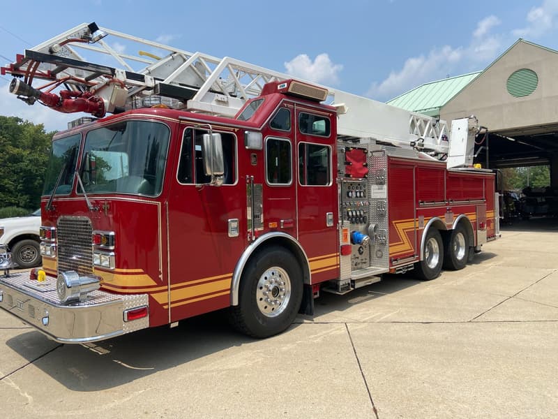 1997 KME Excel 75' Quint