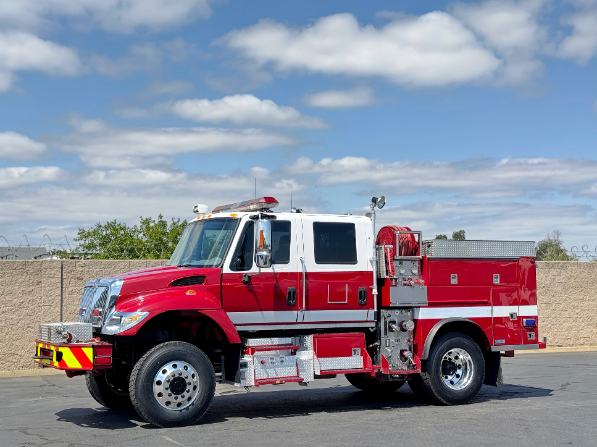 2007 Master Body Works International 4x4 Commercial Pumper