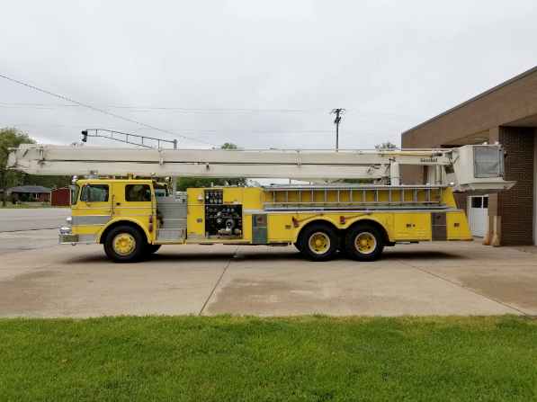 1971 Oshkosh 