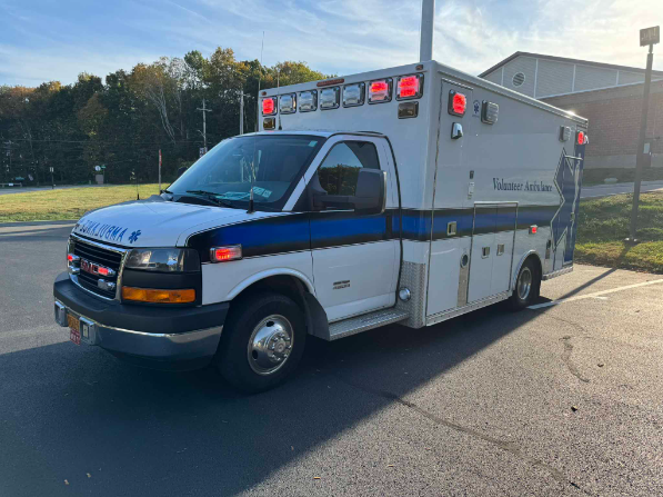 2014 Lifeline GMC G-4500 Commercial Ambulance