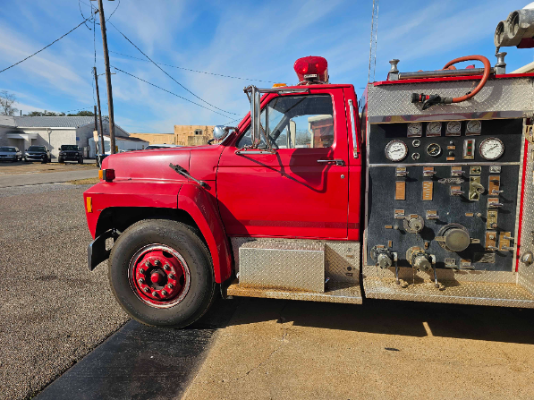 1986 Pierce Ford Commercial Pumper