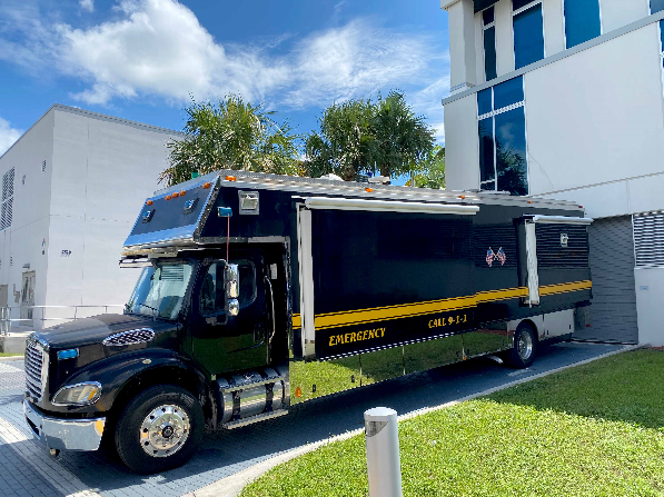 2008 Freightliner FL112