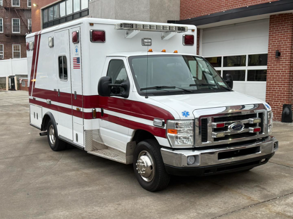 2009 Horton Ford E-450 Ambulance