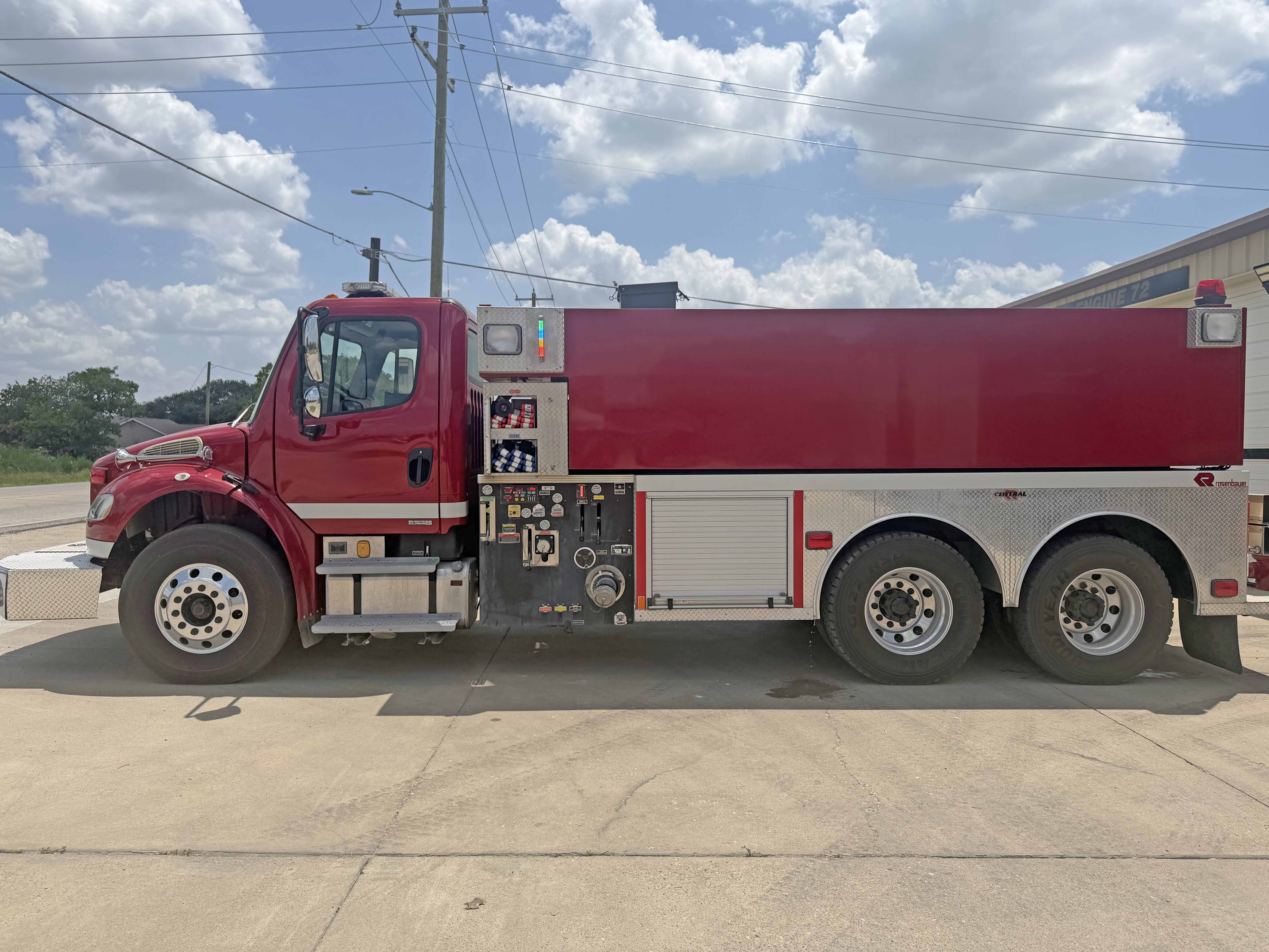 2010 Rosenbauer Freightliner Tandem-Axle Pumper Tanker