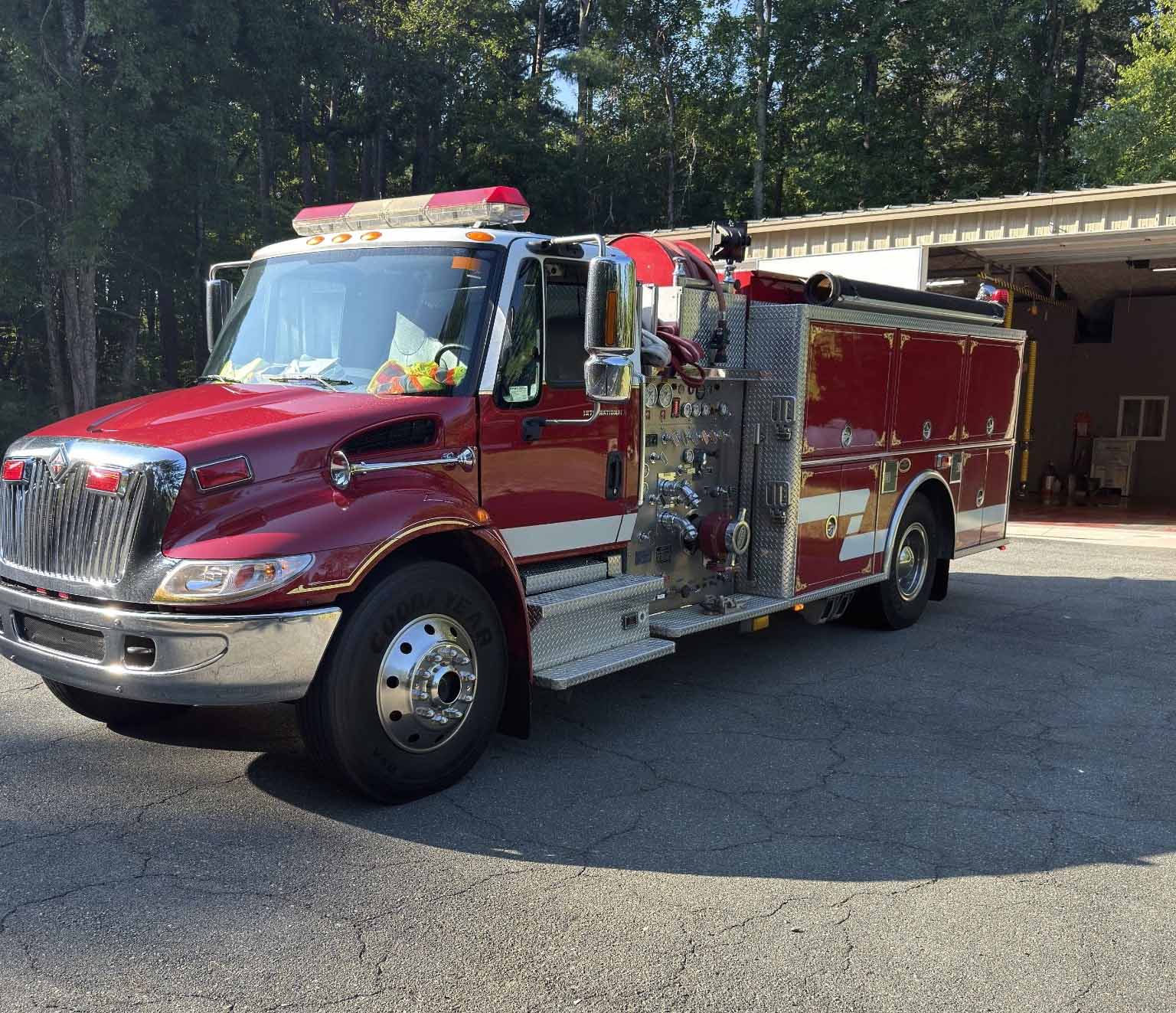 2001 KME International Pumper