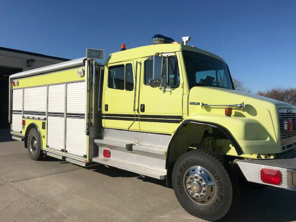 2002 Freightliner FL80 4x4