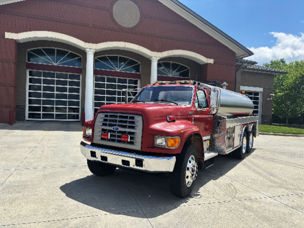 1995 Ford FT900