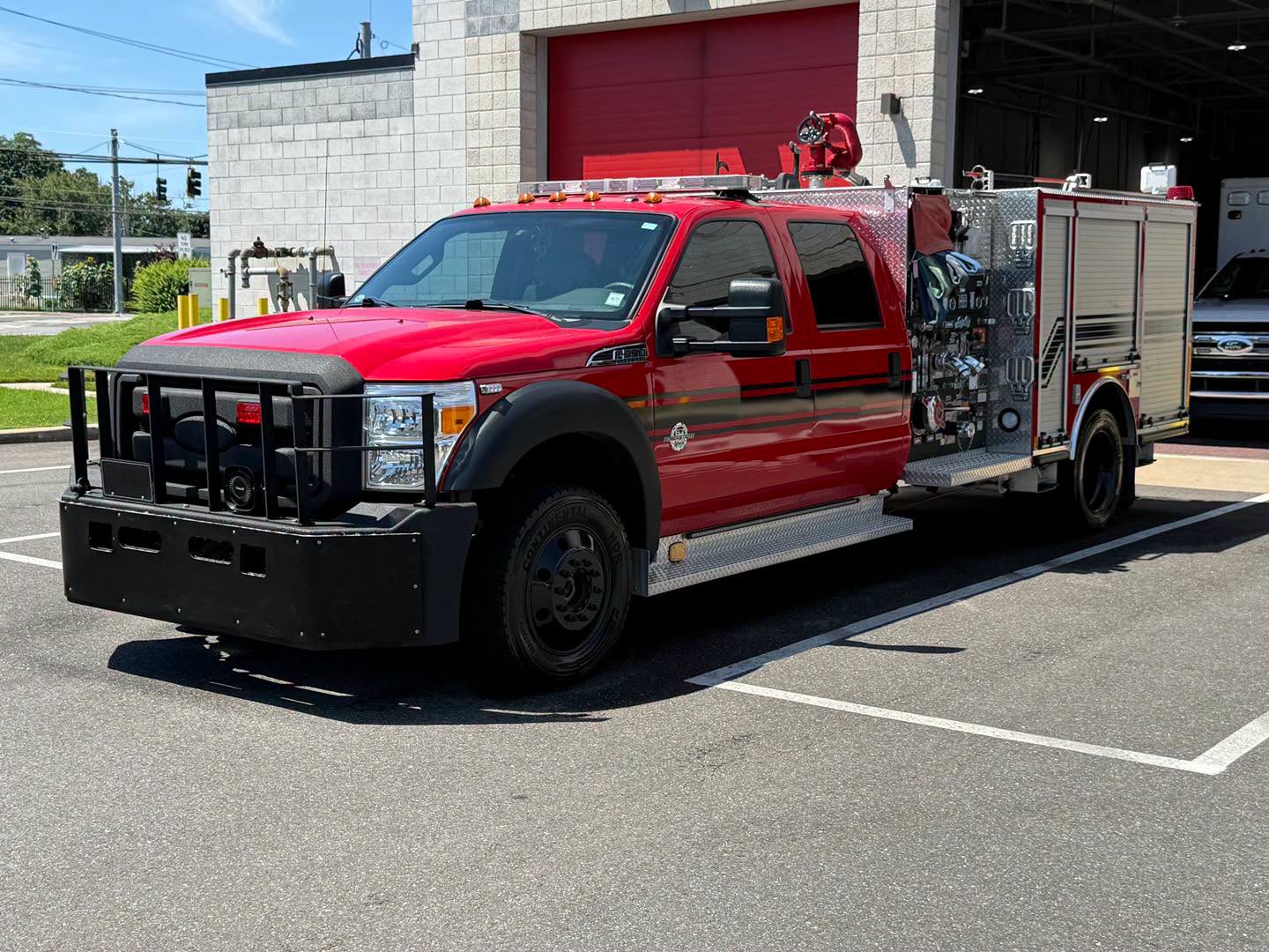 2015 Darley Ford F-550 4x4 Mini Pumper