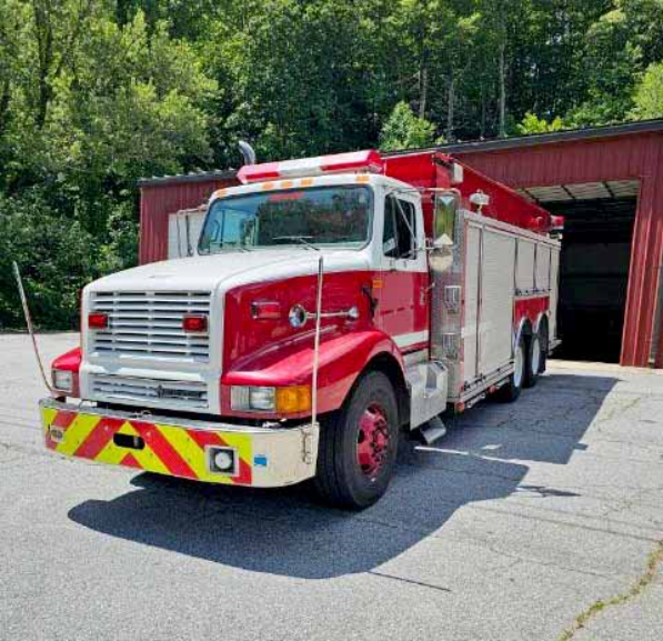 2001 International 2674