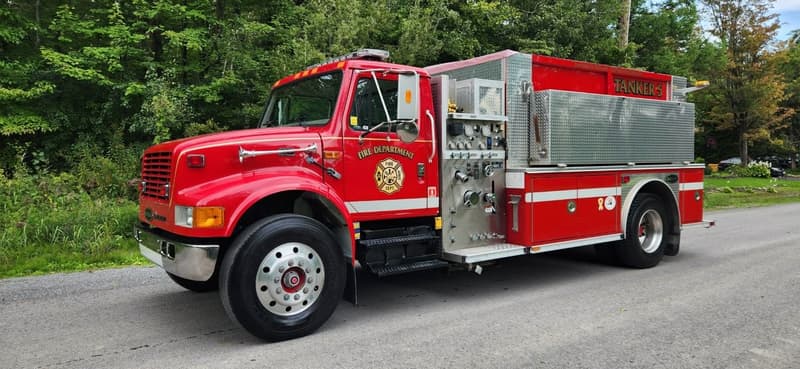 2000 International Commercial Tanker