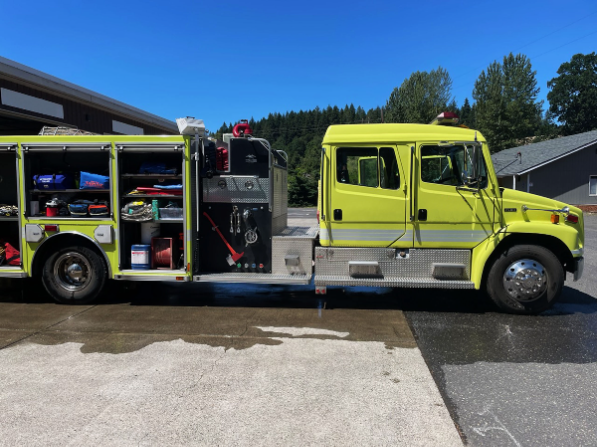 2003 Freightliner FL80