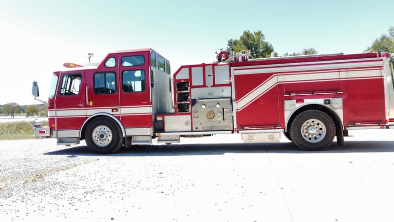 2000 E-One Cyclone Pumper