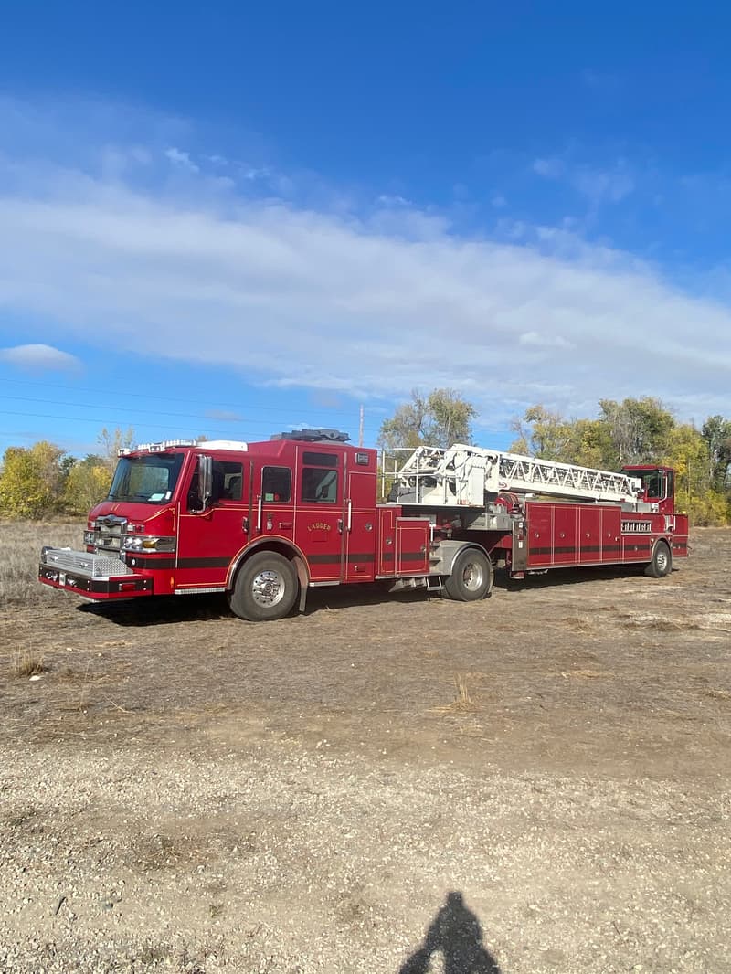 2009 Pierce Velocity 100' Tiller