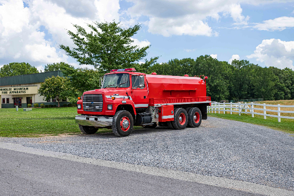 1996 Ford L8000