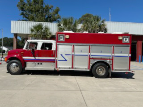 1996 International 4900 DT