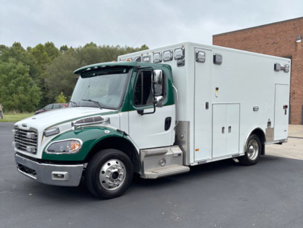 2019 Freightliner M2