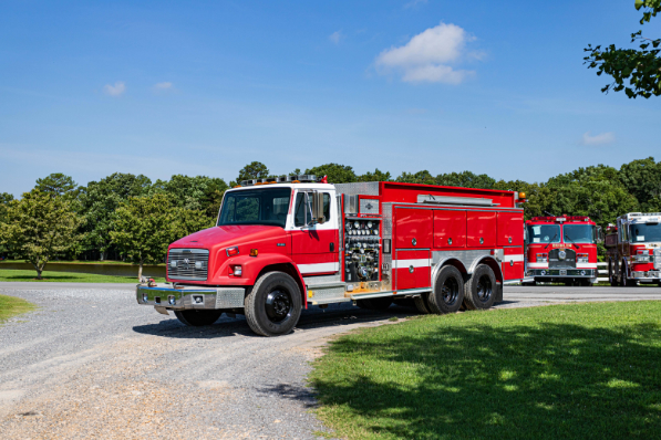 2000 Freightliner FL80