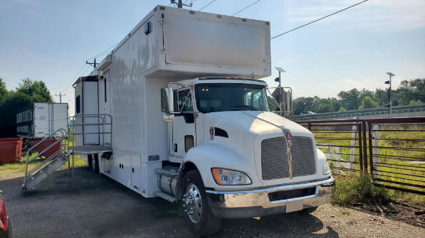 2012 Kenworth T370