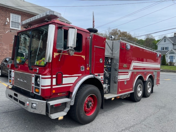 1999 Mack MR