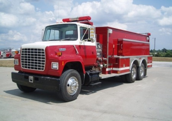 1992 Ford L8000