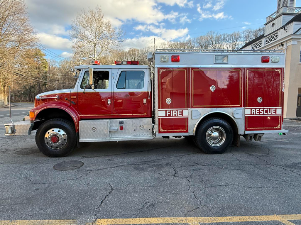 1992 International 4800 4x4