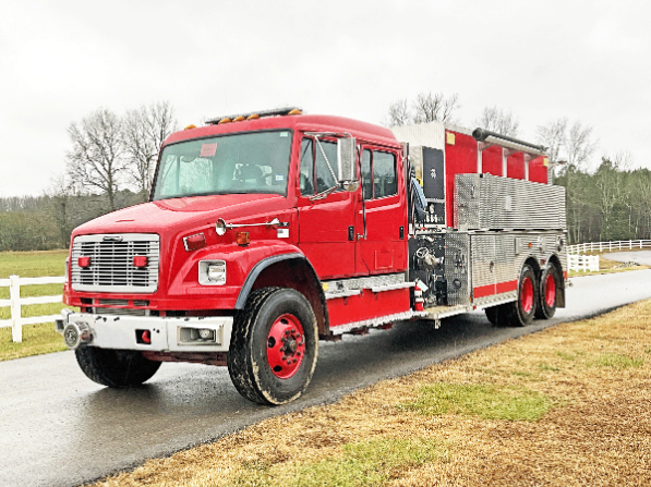 2004 American LaFrance Freightliner Tandem-Axle Commercial Pumper Tanker